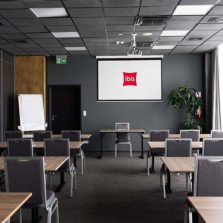 Ibis Poznan Polnoc 호텔 수치 라스 외부 사진