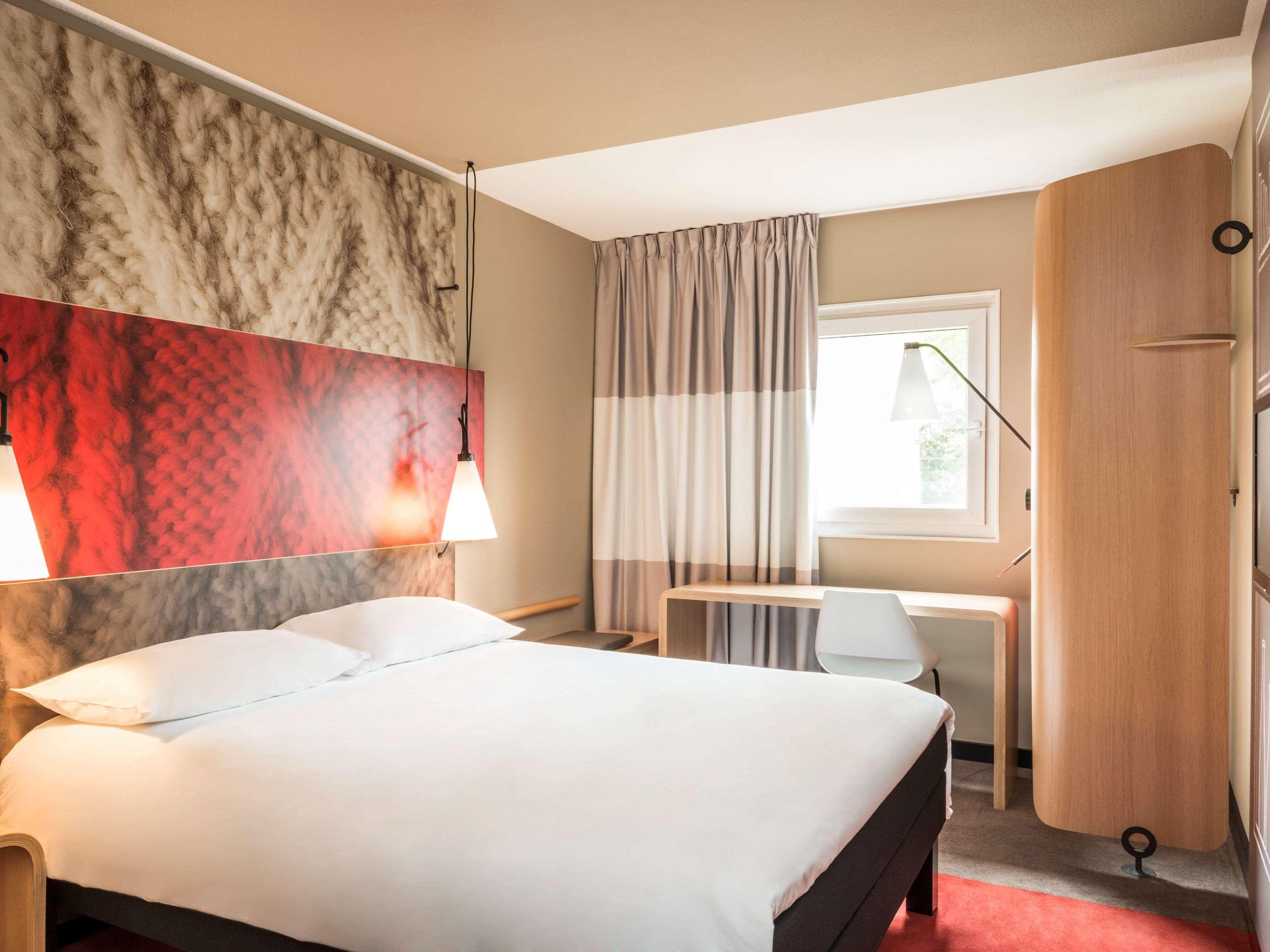 Ibis Poznan Polnoc 호텔 수치 라스 외부 사진