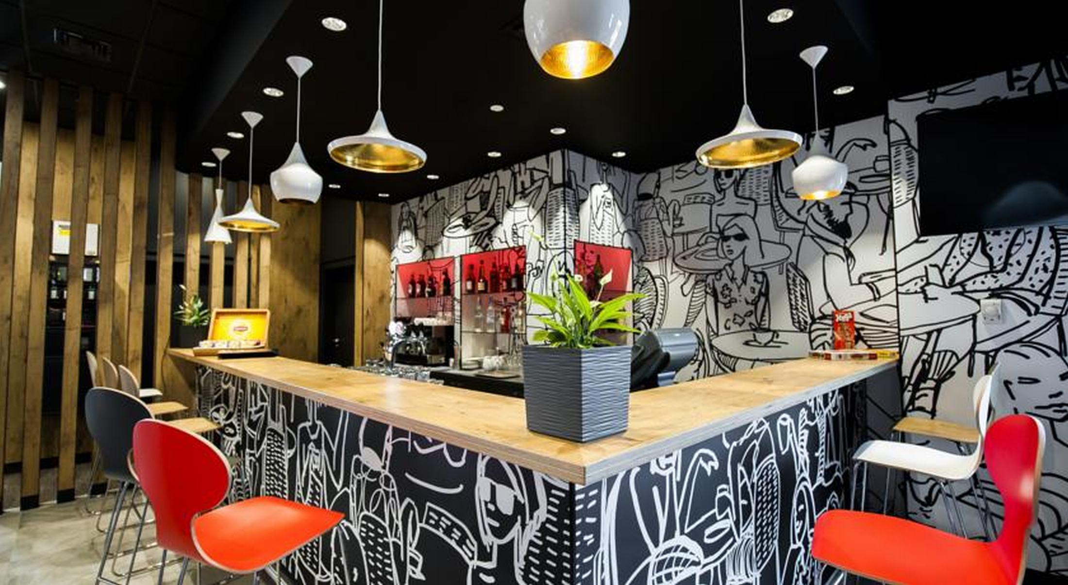 Ibis Poznan Polnoc 호텔 수치 라스 외부 사진